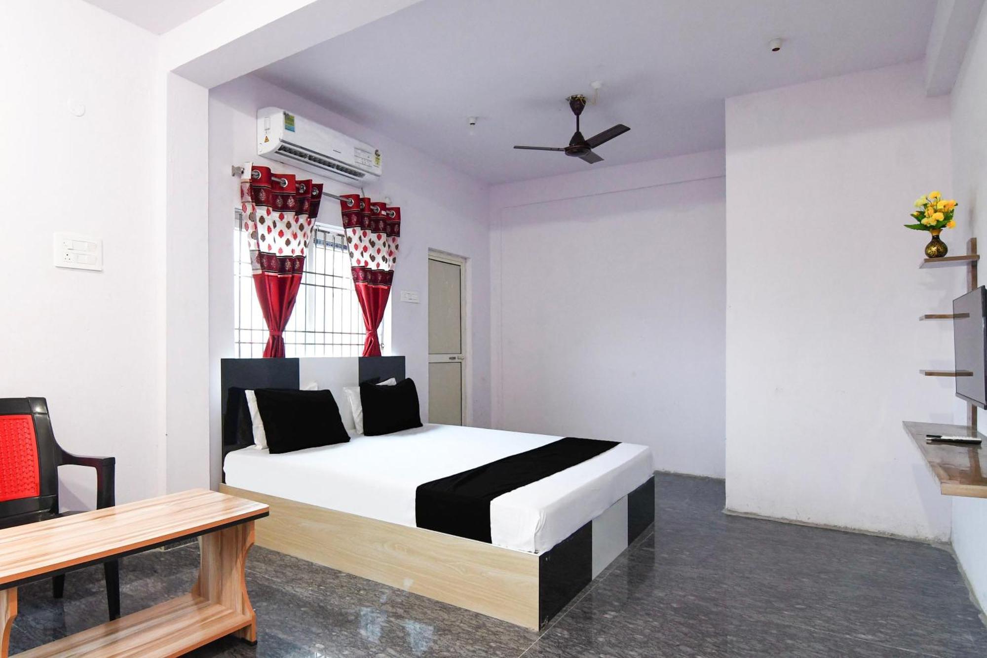 Hotel O Silk City Palace Brahmapur Exterior foto