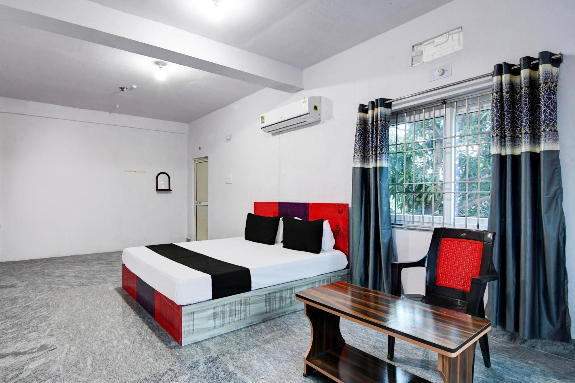 Hotel O Silk City Palace Brahmapur Exterior foto