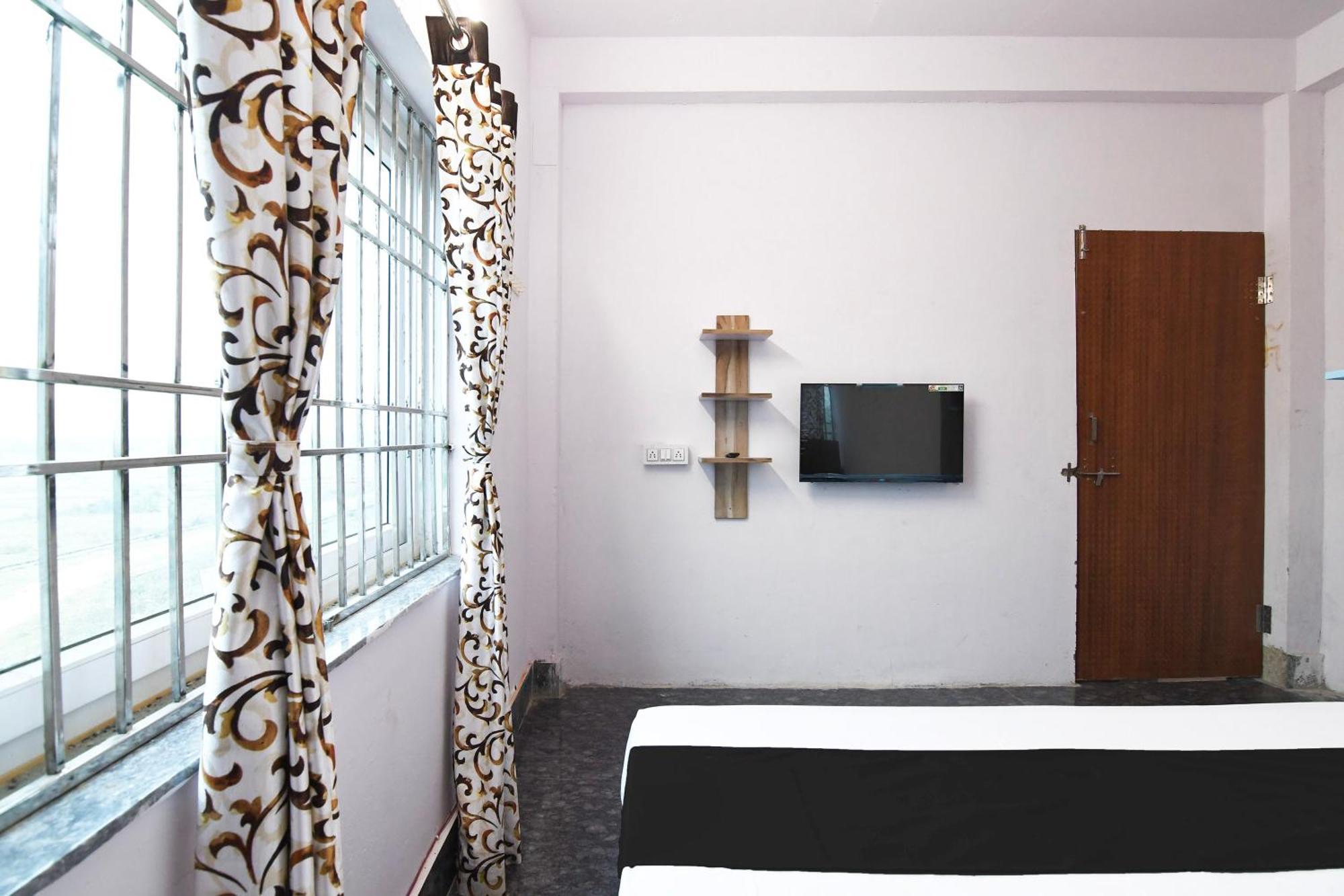 Hotel O Silk City Palace Brahmapur Exterior foto
