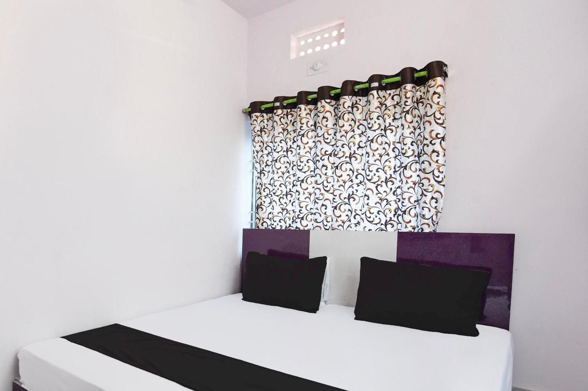 Hotel O Silk City Palace Brahmapur Exterior foto